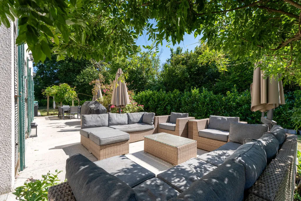 terrace_patio