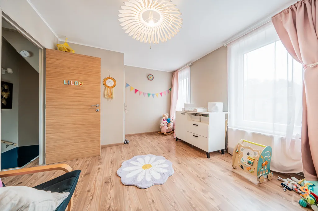Chambres - Maison 3 Façades avec Jardin à Ransart