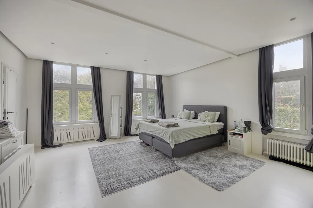 Magamistoad - Luxury House with Pool on Blücherlaan, Uccle