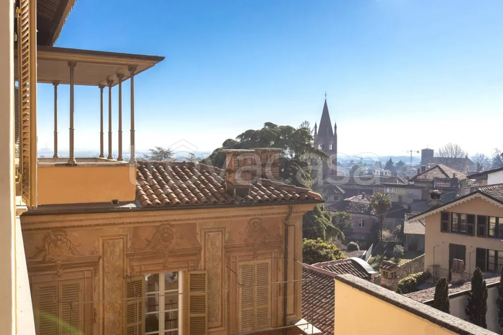 Terrass - Historic Villa with Panoramic View in Rivoli