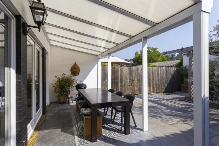 Terrazza - Corner House with Jacuzzi in Eindhoven