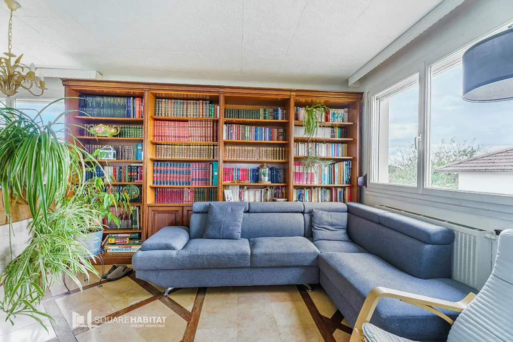 Living Room - House with Garden in Quiet Seurre