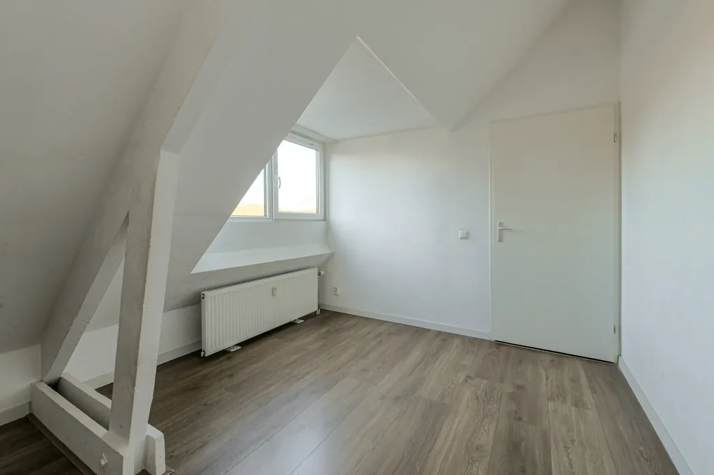 Pièces - Compact Apartment with Terrace in Breda