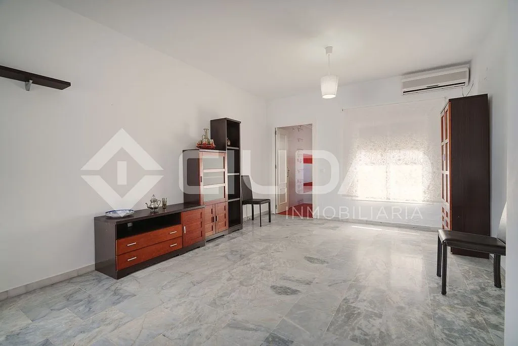 Elutuba - Terraced House with Air Conditioning in Isla Mayor