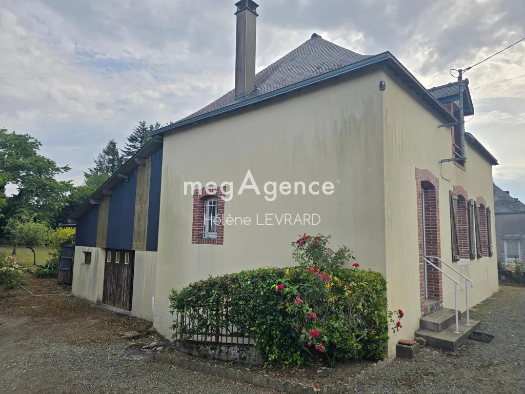 Esterno - Character House with Renovation Potential in Voutre