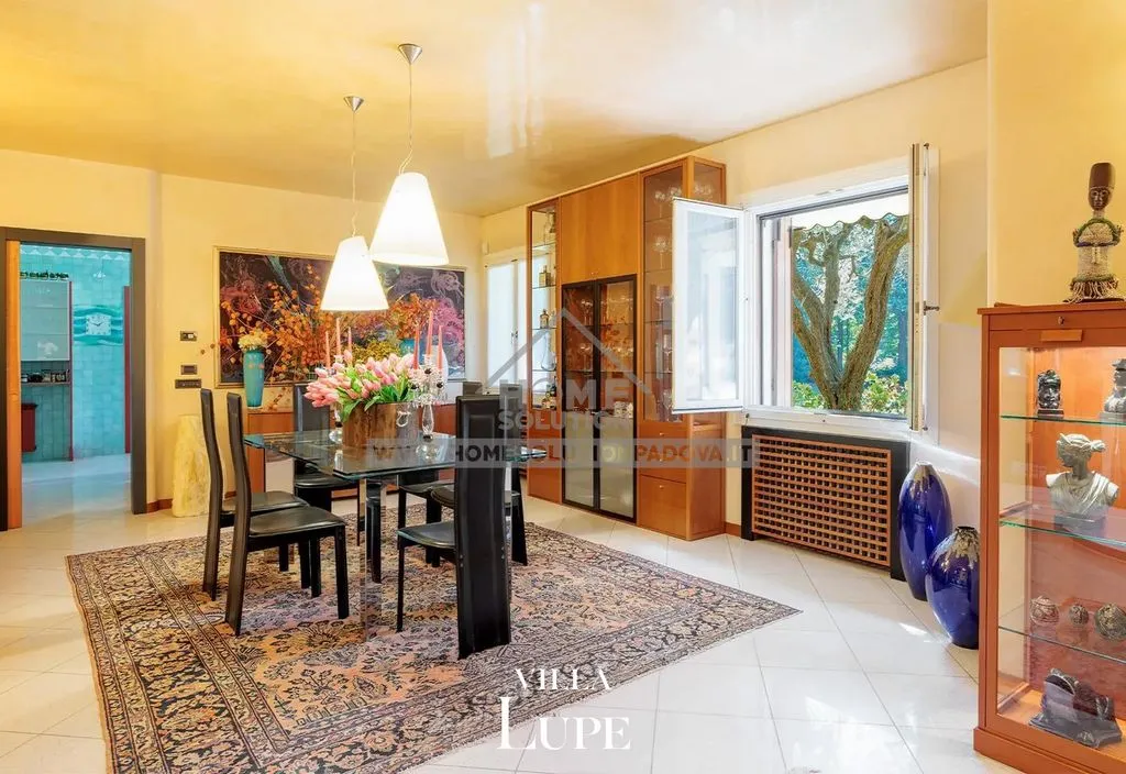 Söögituba - Luxury Villa with Private Garden in Latium