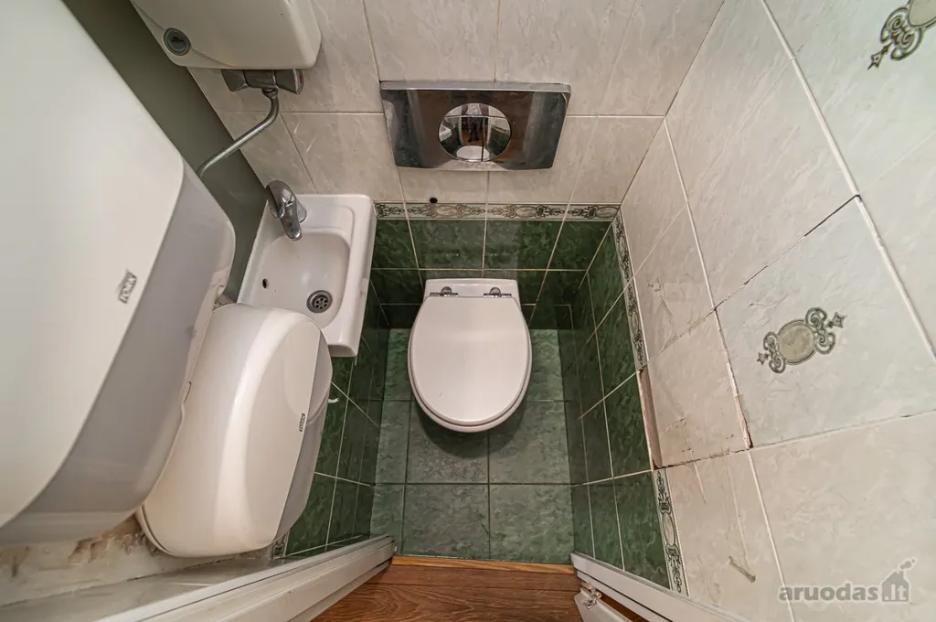 Vannitoad - 4-Bedroom Apartment with Garden in Vilnius