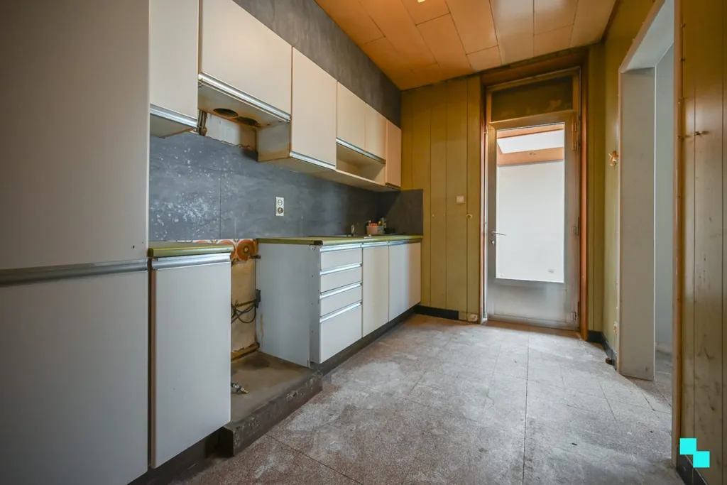 Cucina - Corner House to Renovate in Izegem