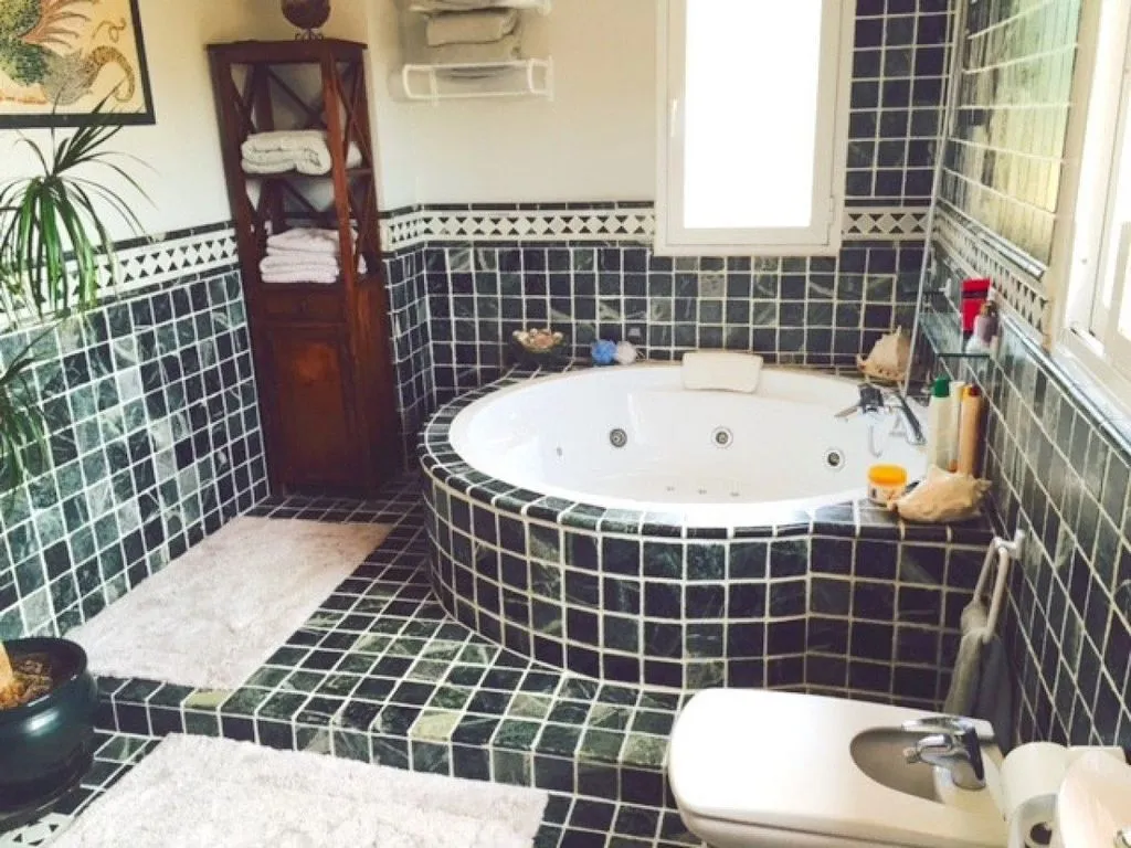 Salles de bain - Andalusian Villa with Pool in Estepona