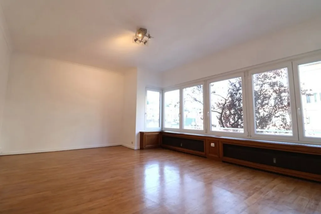 Pièces - Appartement Lumineux avec Cave à Liège