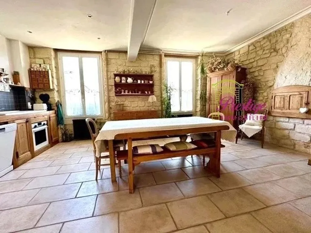 Söögituba - Luxury House with Courtyard in Le Mesnil-le-Roi