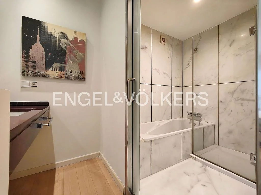 Vannitoad - 2-Bedroom Apartment with River View in Centre