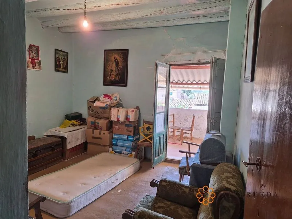 Chambres - Traditional Chalet with Balcón in Alborge