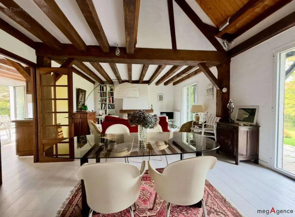 Salle à manger - Maison 6 pièces à Guer