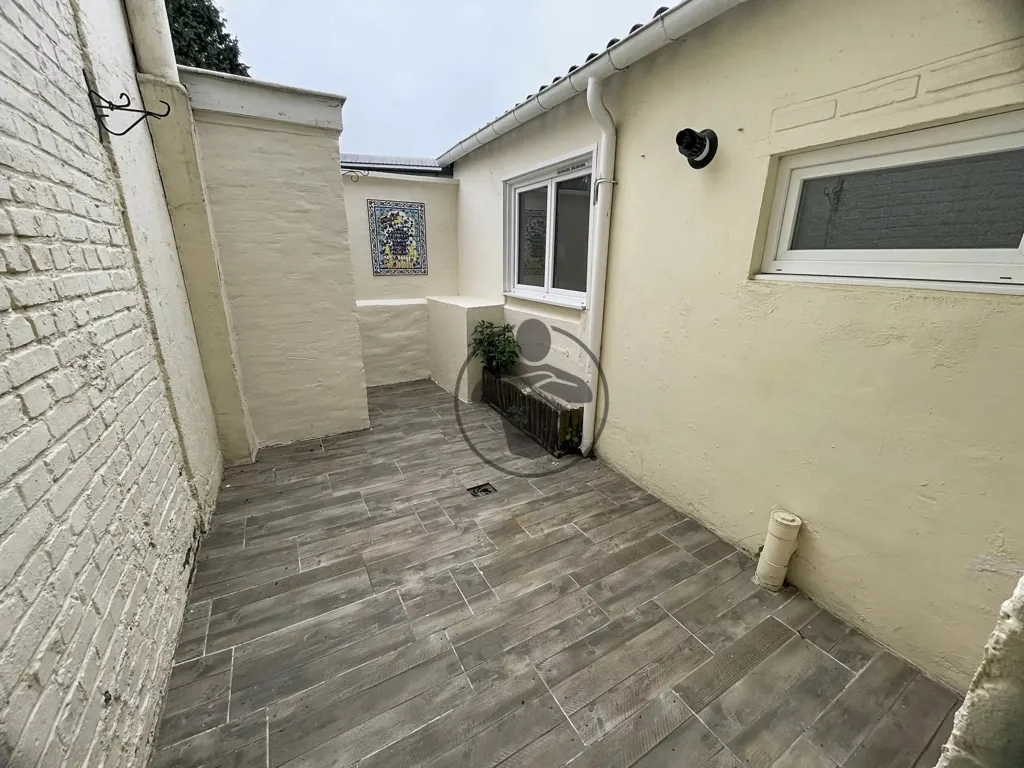 Jardin - Maison de Ville avec Cour à Saint-Quentin
