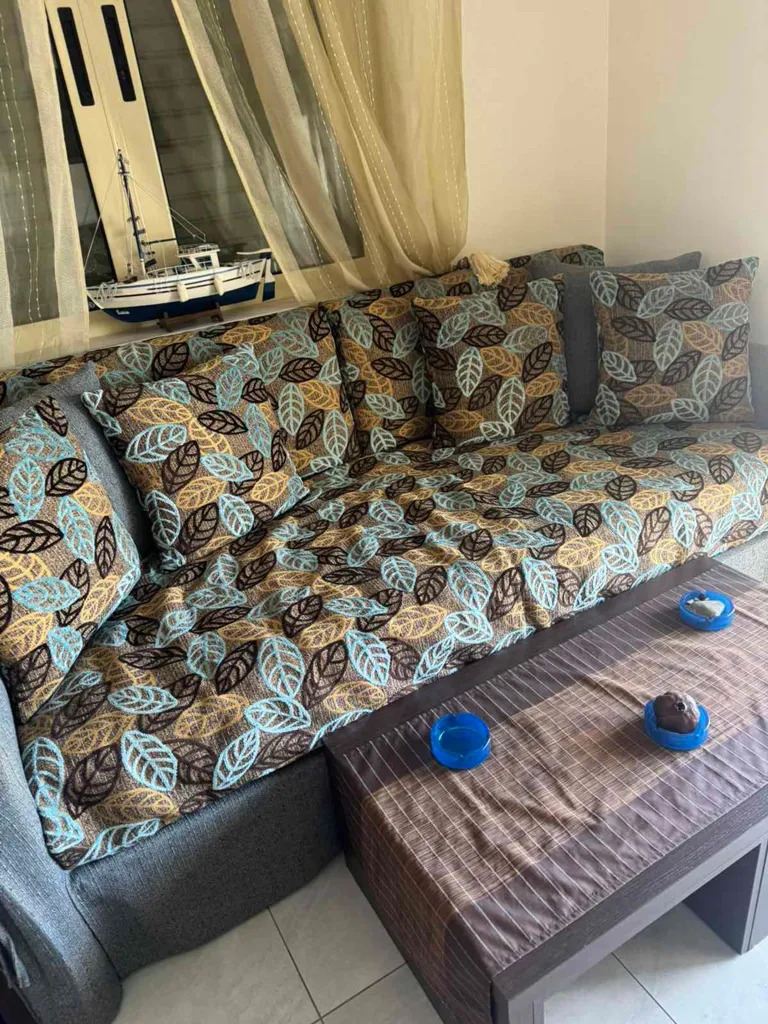 Soggiorno - Renovated Apartment with Sea View in Tirone