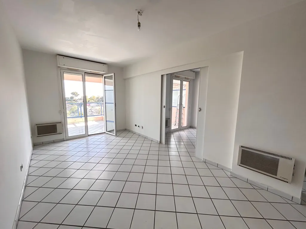 Toad - Apartment with Pool in Roquebrune-Cap-Martin
