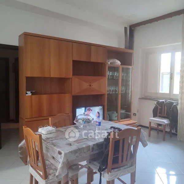 Salle à manger - Three-Bedroom Apartment with Private Courtyard in Bari