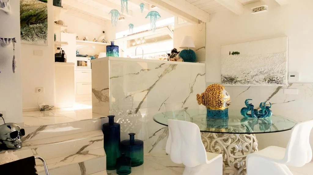 Söögituba - Luxury Villa with Infinity Pool in Aglientu