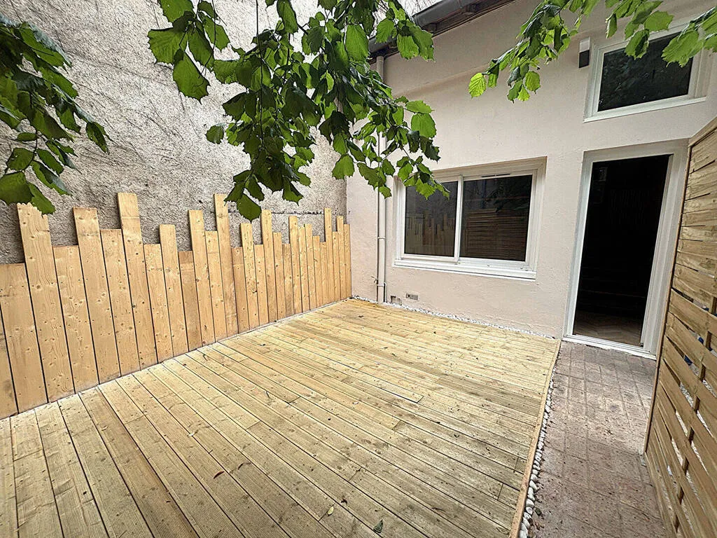 Jardin - Maison-Appartement avec Espace Extérieur à Bourges