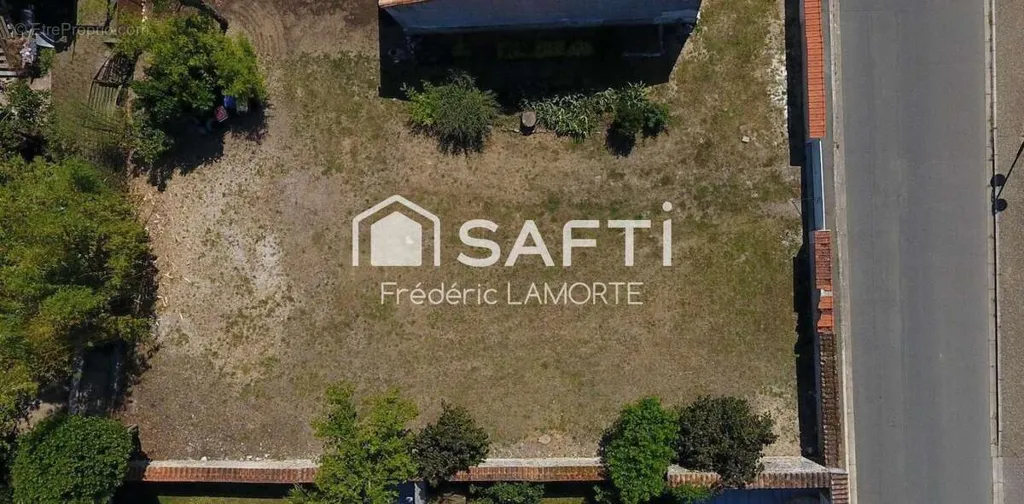 Jardin - Terrain constructible avec jardin à Sainte-Soulle