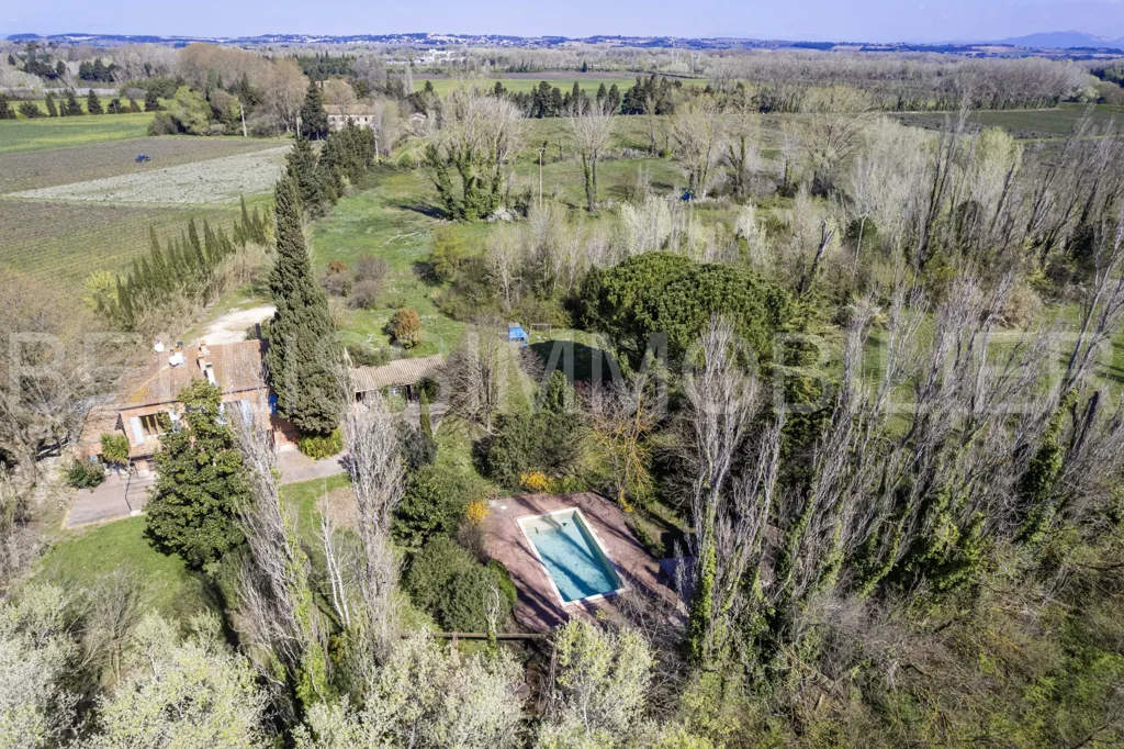 Vue aérienne - Maison de Luxe avec Piscine à Villeneuve-lès-Avignon