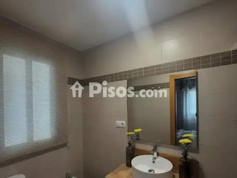 Bathrooms - Spacious Attic Flat with Balcony in Mancha Real