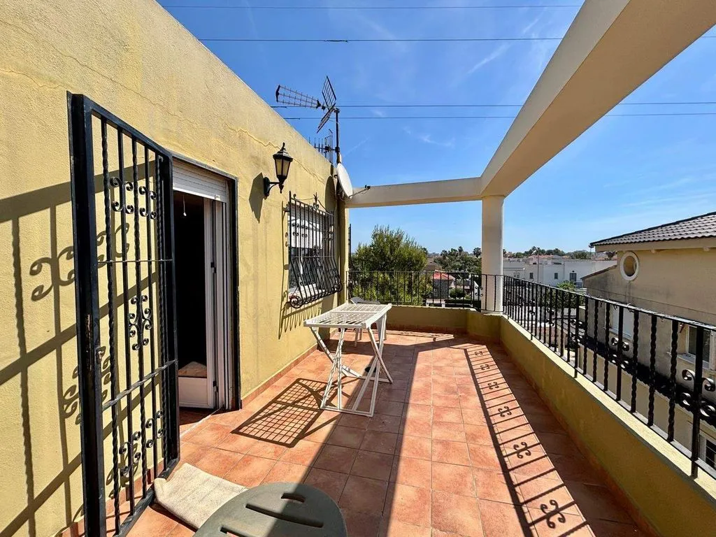 Terrasse - Luxury Detached House with Garden in Daimús