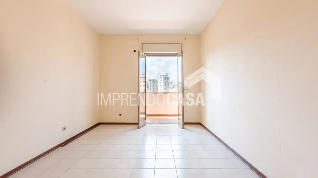 Toad - Trilocale with Balcony View in Palermo