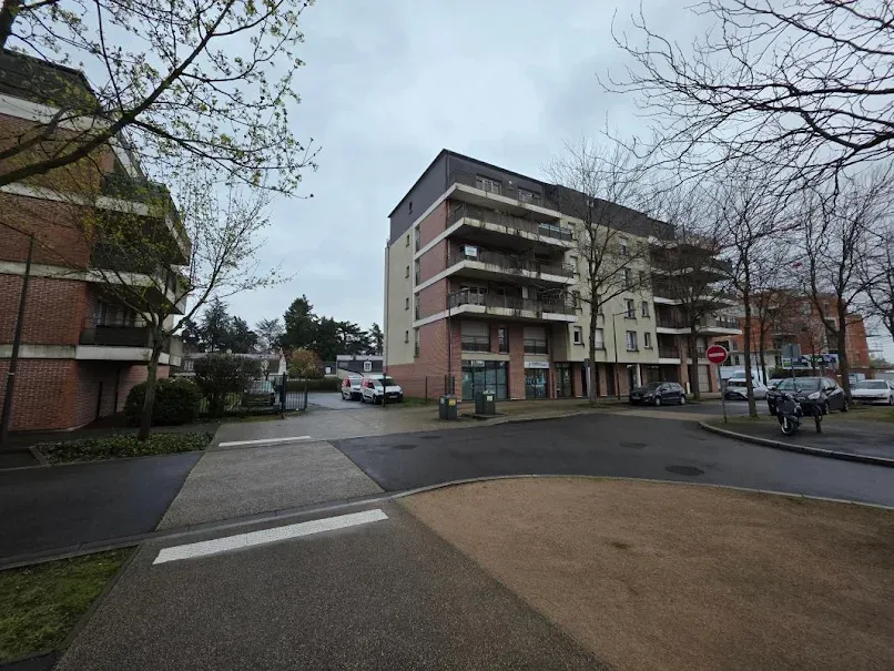 Parking in Orleans