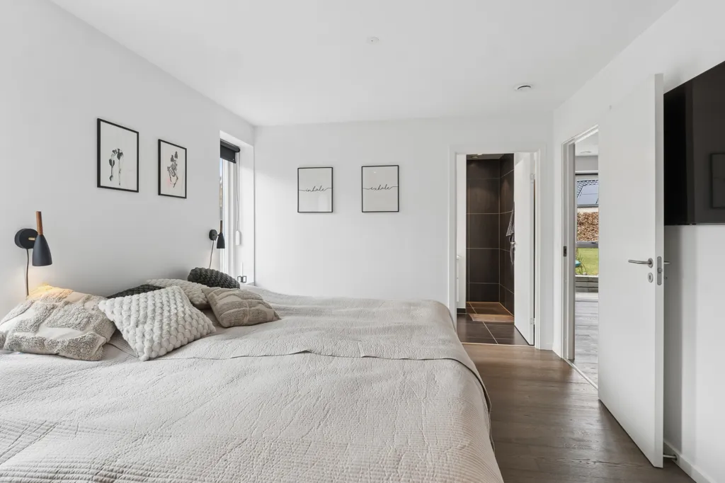 Magamistoad - Elegant Villa with Smart Home in Køge