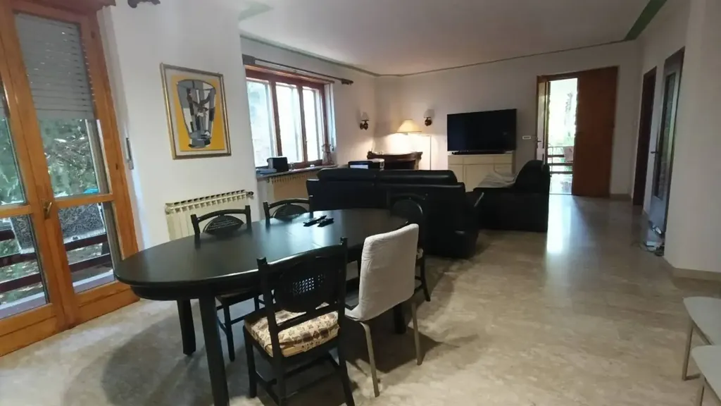 Salle à manger - Villa with Private Garden in Giaveno