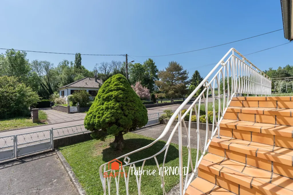 Pièces - Maison Individuelle au Calme avec Jardin à Piblange