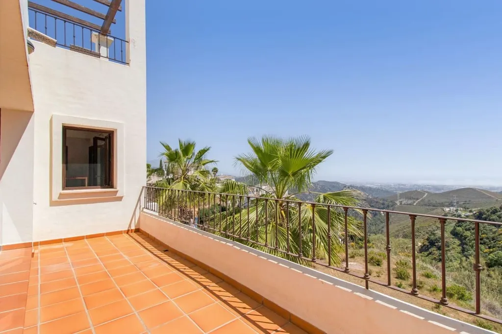 Rõdu - Andalucian Villa with Pool in Benahavís
