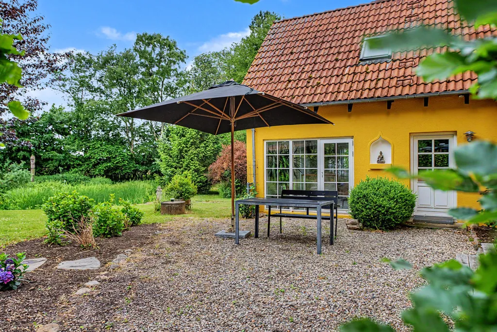 Garden - Villa with Forest View in Faaborg