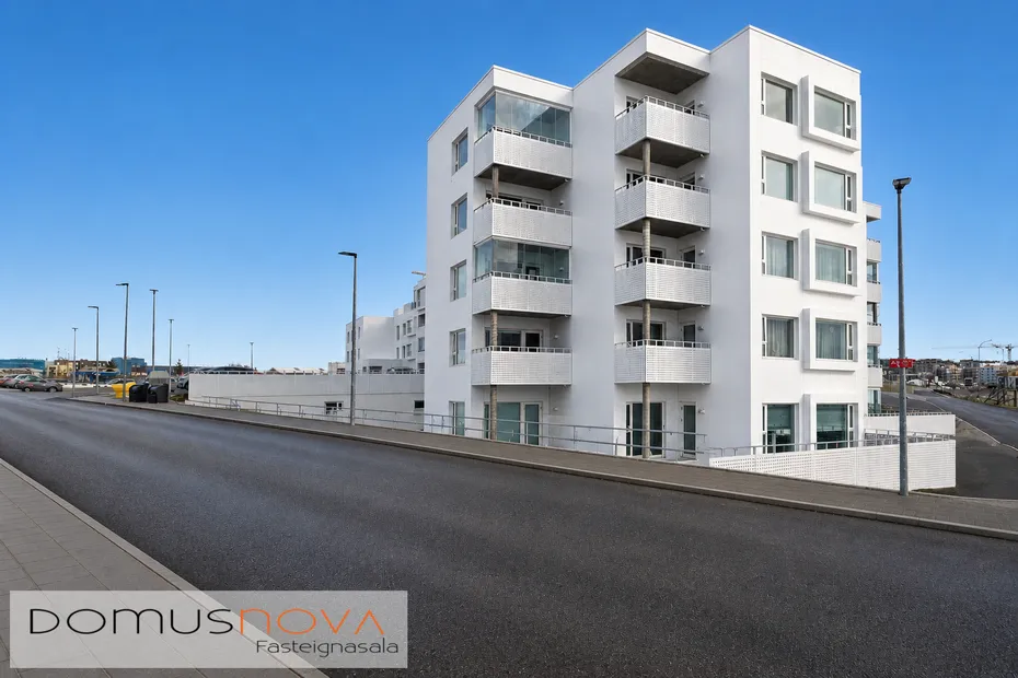 3-toaline korter asukohas Kópavogur