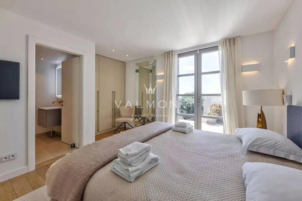 Chambres - Villa de Luxe avec Vue Mer à Cannes
