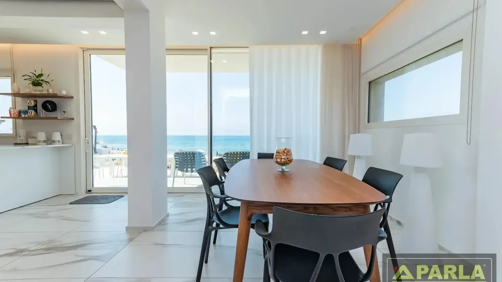 Salle à manger - Villa with Beach Access in Marina di Ragusa