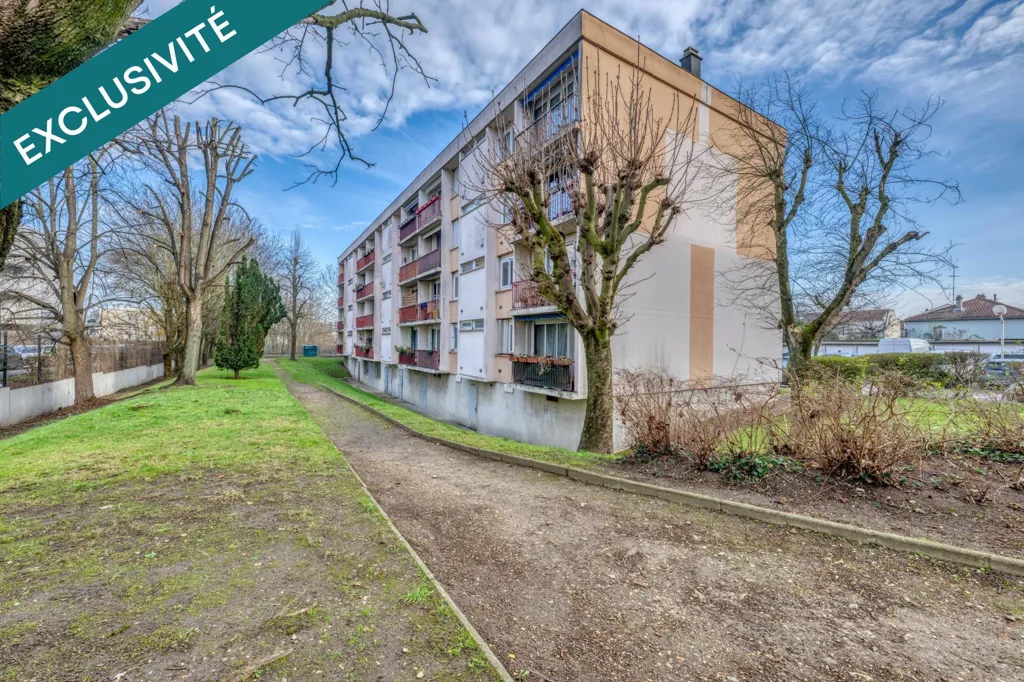 Giardino - Apartment with Balcony in Champigny-sur-Marne