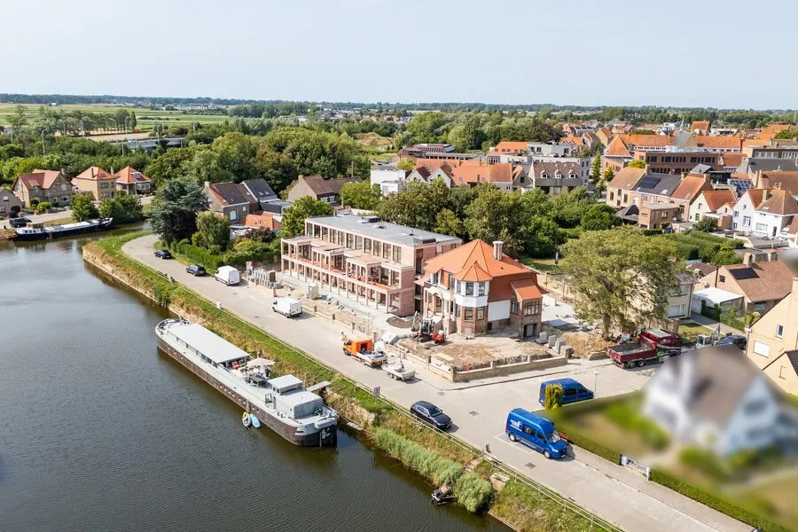 Vue aérienne - Appartement avec vue sur l'eau à Veurne