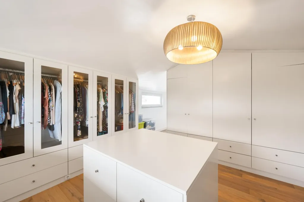 Pièces - 7 Bedroom House with Pool in Restelo, Lisbon