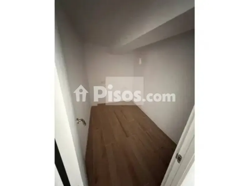 Stanze - New Flat Near Centre in Carrer del Bou