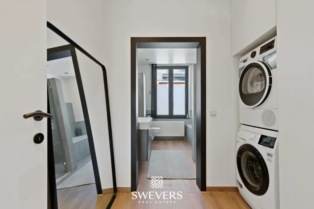 Buanderie - Duplex Rénové avec Terrasse à Hasselt