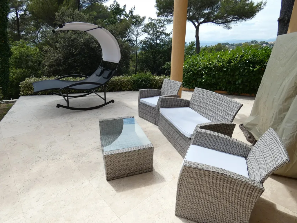 Terrasse - Villa avec Vue Dominante sur le Vieux Village à Mougins