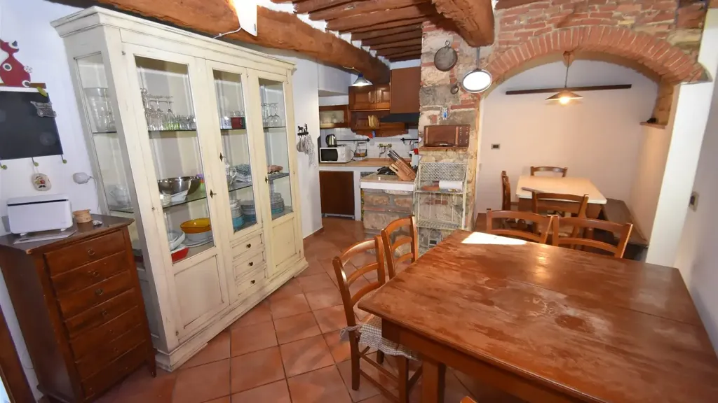 Söögituba - Tuscan-Style Apartment in Historic Centre, Rosignano Marittimo