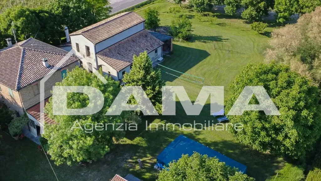 Õhuvaade - Rustic Cottage with Private Park in Forlì