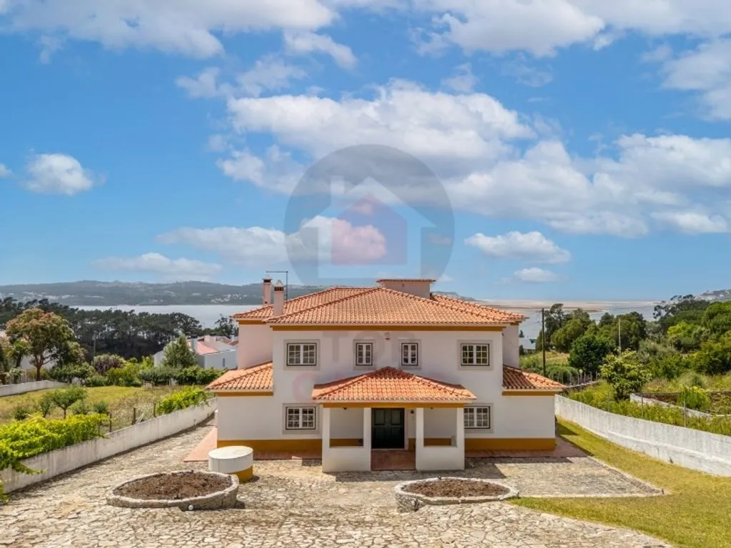 Välivaade - Detached House with Pool and Lagoon Views in Caldas da Rainha