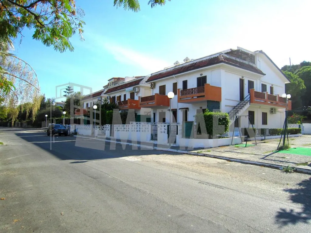 Välivaade - Armed Bilocale with Sea View in Calopezzati