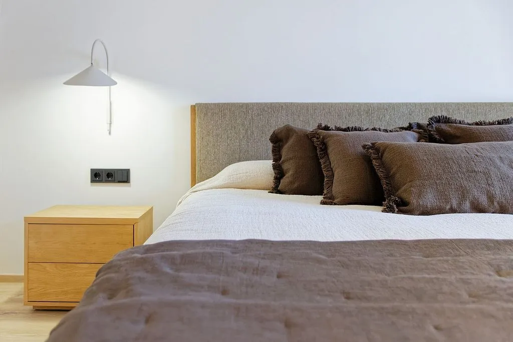 Chambres - Refurbished Flat in Modernist Building, Barcelona