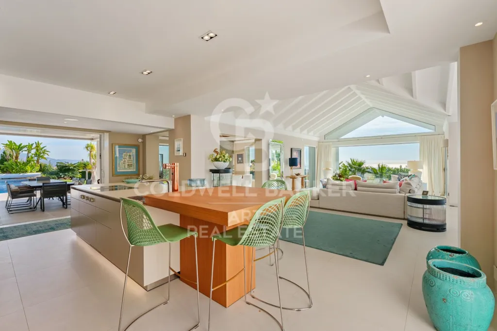 Söögituba - Contemporary Mediterranean Villa with Panoramic Views in Benahavís